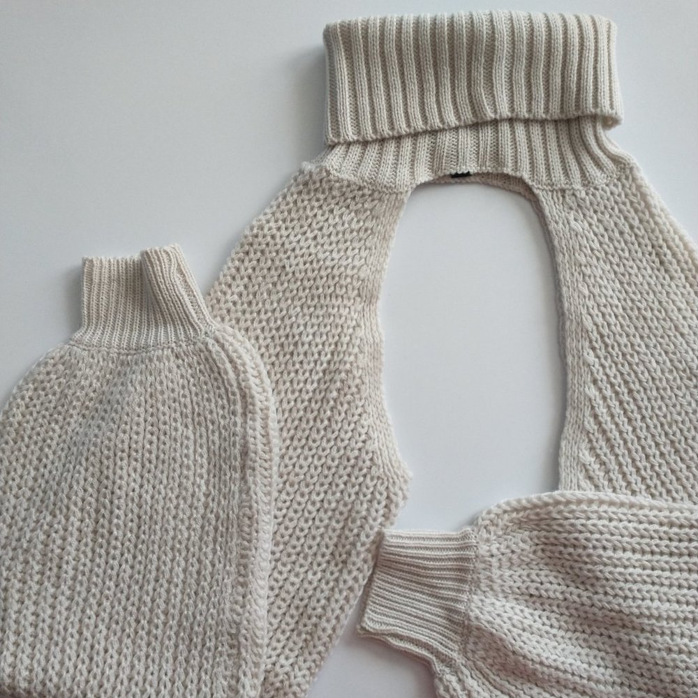 Knit Sweater Sleeves & Turtleneck